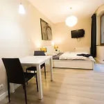 Happyestate - Just In Center - Ul Krawiecka 3 - Old Town Apartmán *