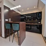 Happyestate - Just In Center - Ul Krawiecka 3 - Old Town Apartmán *