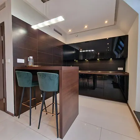 Happyestate - Just In Center - Ul Krawiecka 1 - Old Town Apartment *