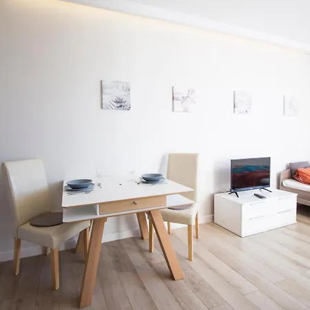 Happyestate - Just In Center - Ul Krawiecka 1 - Old Town Apartment *